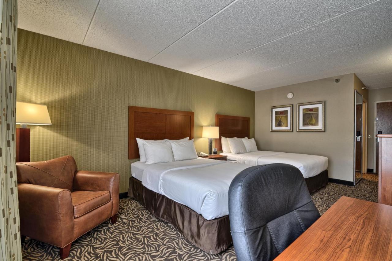 קורטלנד Clarion Inn & Suites - University Area מראה חיצוני תמונה