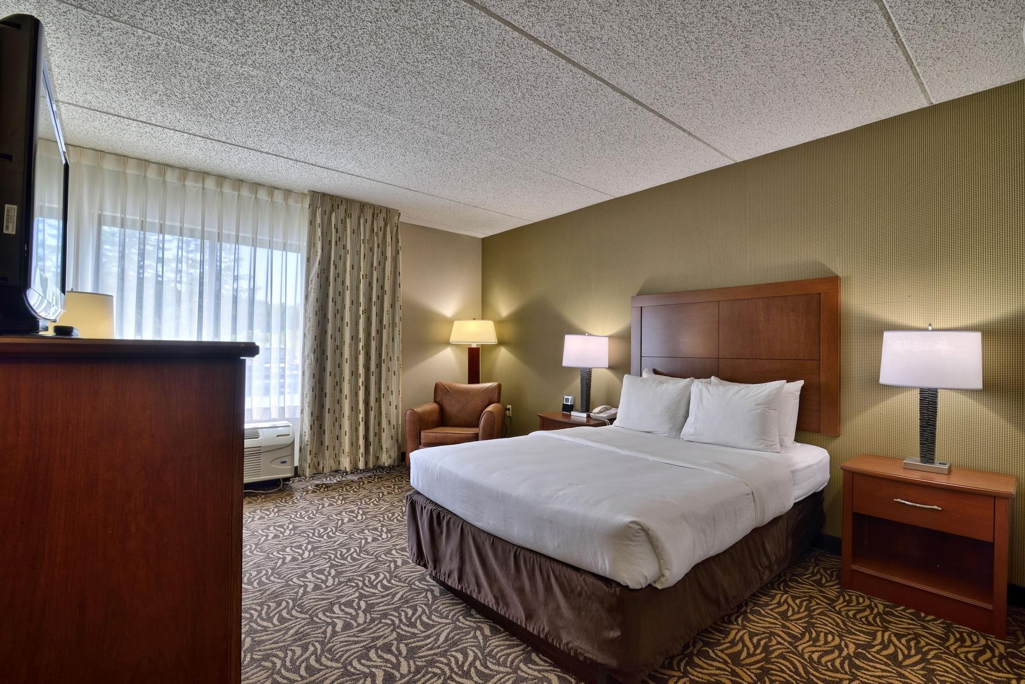קורטלנד Clarion Inn & Suites - University Area מראה חיצוני תמונה